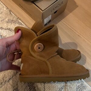 Toddler Uggs